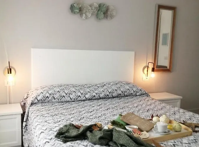 Il Magnolia 滨海弗兰卡维拉