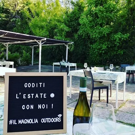 Il Magnolia Bed & Breakfast *